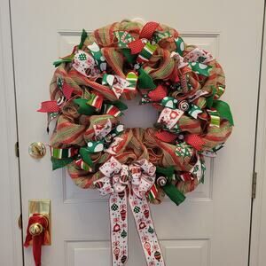 Large 24" Green, Red & White Mesh & Ribbon Holiday Wreath